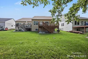 237 Hazelnut Dr, Coopersville, MI 49404 - Photo 20