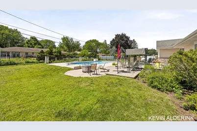 34 W 37th Street, Holland, MI 49423 - Photo 48