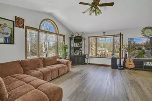 6304 Avon Ln, Cadillac, MI 49601 - Photo 10