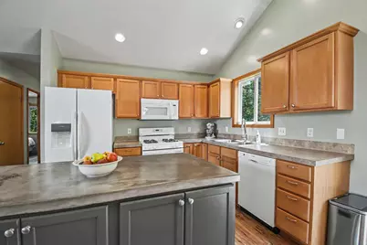 3540 Breezewood Drive SE, Grand Rapids, MI 49512 - Photo 6