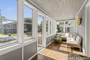 228 N Ottawa St, Zeeland, MI 49464 - Photo 4