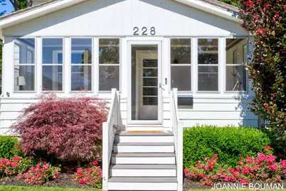 228 N Ottawa Street, Zeeland, MI 49464 - Photo 42