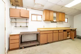 7713 Julie Dr, Portage, MI 49024 - Photo 16