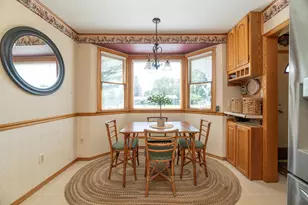 7713 Julie Dr, Portage, MI 49024 - Photo 6