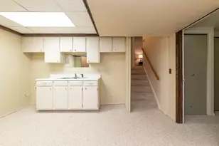7713 Julie Dr, Portage, MI 49024 - Photo 44