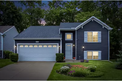 557 Swan River Drive, Benton Harbor, MI 49022 - Photo 4