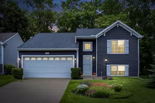 557 Swan River Dr, Benton Harbor, MI 49022 - Photo 4