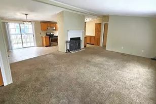 5540 Plumeria St, Kalamazoo, MI 49009 - Photo 2
