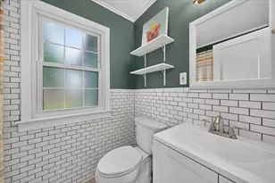 2331 Rowland Ave, Royal Oak, MI 48067 - Photo 22