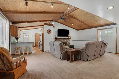 10836 Stadium Drive, Kalamazoo, MI 49009 - Photo 4