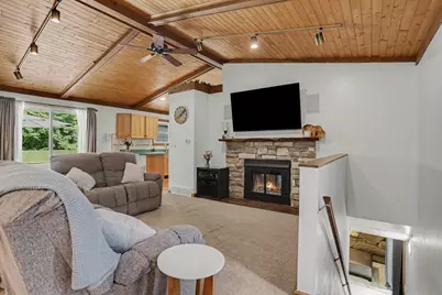 10836 Stadium Drive, Kalamazoo, MI 49009 - Photo 4