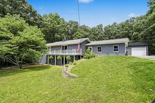 10836 Stadium Dr, Kalamazoo, MI 49009 - Photo 2