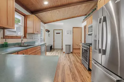 10836 Stadium Drive, Kalamazoo, MI 49009 - Photo 6
