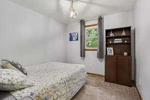 10836 Stadium Dr, Kalamazoo, MI 49009 - Photo 12