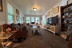 8 E South St, Hillsdale, MI 49242 - Photo 4