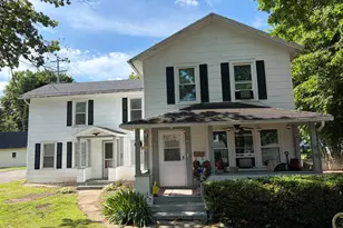 8 E South St, Hillsdale, MI 49242 - Photo 1