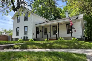 415 Ionia St, Belding, MI 48809 - Photo 2