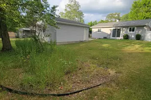 518 Arthur St, Chelsea, MI 48118 - Photo 2