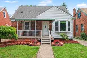 9885 Hubert Ave, Allen Park, MI 48101 - Photo 2