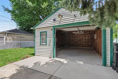 9885 Hubert Avenue, Allen Park, MI 48101 - Photo 32