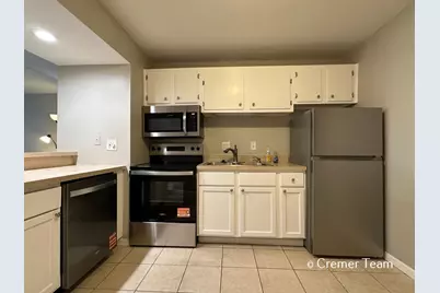 756 W Kilgore Road #102, Kalamazoo, MI 49008 - Photo 8