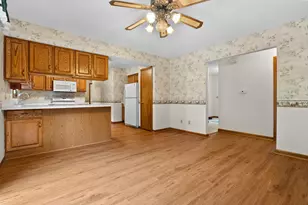 52135 Nancy Ln, Three Rivers, MI 49093 - Photo 12