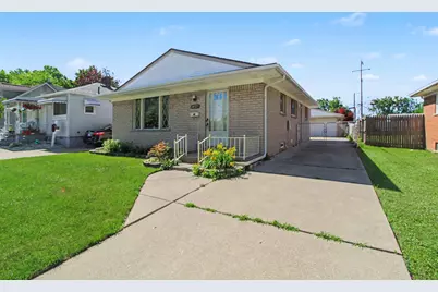 24725 Hass Street, Dearborn Heights, MI 48127 - Photo 2