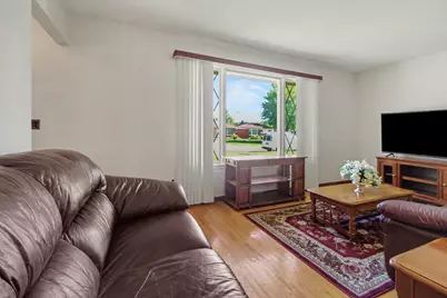 24725 Hass Street, Dearborn Heights, MI 48127 - Photo 4