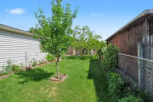 24725 Hass St, Dearborn Heights, MI 48127 - Photo 22