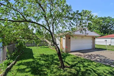 24725 Hass Street, Dearborn Heights, MI 48127 - Photo 20
