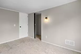 819 Harding St NW, Grand Rapids, MI 49544 - Photo 20
