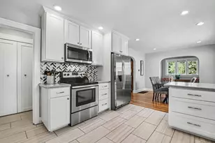 1240 Benjamin Ave SE, Grand Rapids, MI 49506 - Photo 14