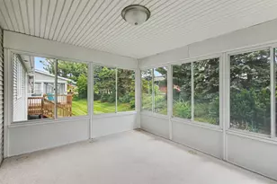 783 Holly Creek Dr, Holland, MI 49423 - Photo 16