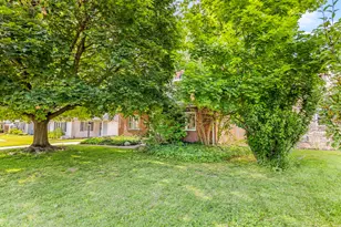 11 John R St, Battle Creek, MI 49015 - Photo 2