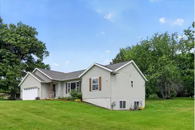 2747 4 Mile Road NW, Grand Rapids, MI 49544 - Photo 2