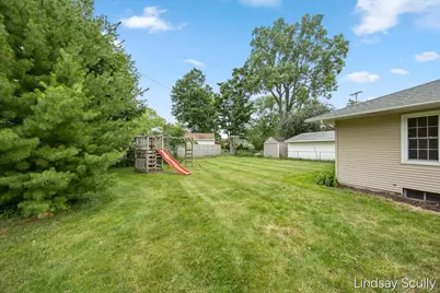 160 Boltwood Drive NE, Grand Rapids, MI 49505 - Photo 32