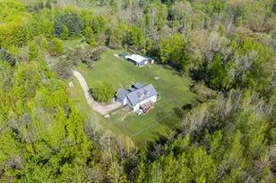 42083 40th St, Paw Paw, MI 49079 - Photo 34