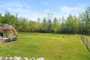 42083 40th St, Paw Paw, MI 49079 - Photo 28
