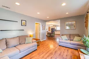 227 N Franklin St, Lawton, MI 49065 - Photo 6