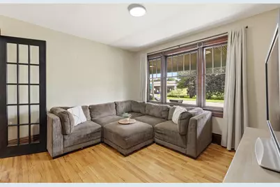 1009 2nd Street NW, Grand Rapids, MI 49504 - Photo 10