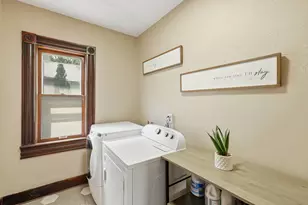 1009 Second St NW, Grand Rapids, MI 49504 - Photo 34