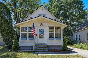 118 W 18th St, Holland, MI 49423 - Photo 1