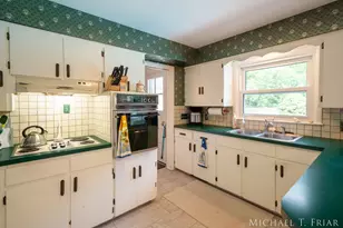 1705 Derbyshire St SE, Grand Rapids, MI 49508 - Photo 20