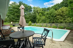 1705 Derbyshire St SE, Grand Rapids, MI 49508 - Photo 28