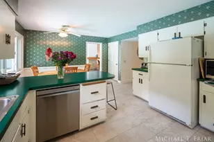 1705 Derbyshire St SE, Grand Rapids, MI 49508 - Photo 24