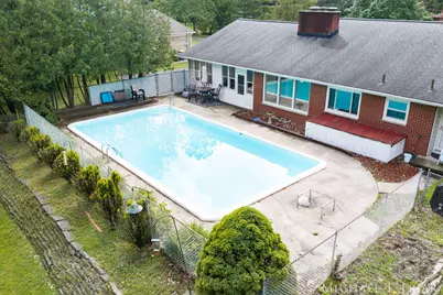 1705 Derbyshire Street SE, Grand Rapids, MI 49508 - Photo 30