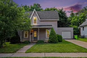 65 Pleasant St, Oxford, MI 48371 - Photo 2