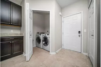 1013 E Summerfield Glen Circle #45, Ann Arbor, MI 48103 - Photo 6