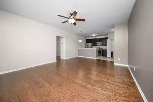 1013 E Summerfield Glen Cir, Ann Arbor, MI 48103 - Photo 10