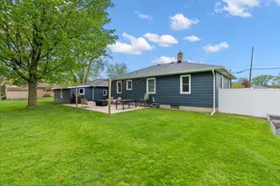 2538 Rosewood St, Jenison, MI 49428 - Photo 30